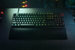 Razer Huntsman V2 - Optical (Clicky Purple Switch) - Image 3